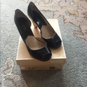 Michael Kors Black Pump